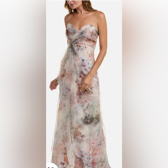 Rene Ruiz Dresses & Skirts - NWT Rene Ruiz Tulle Overlay Gown in Size 18